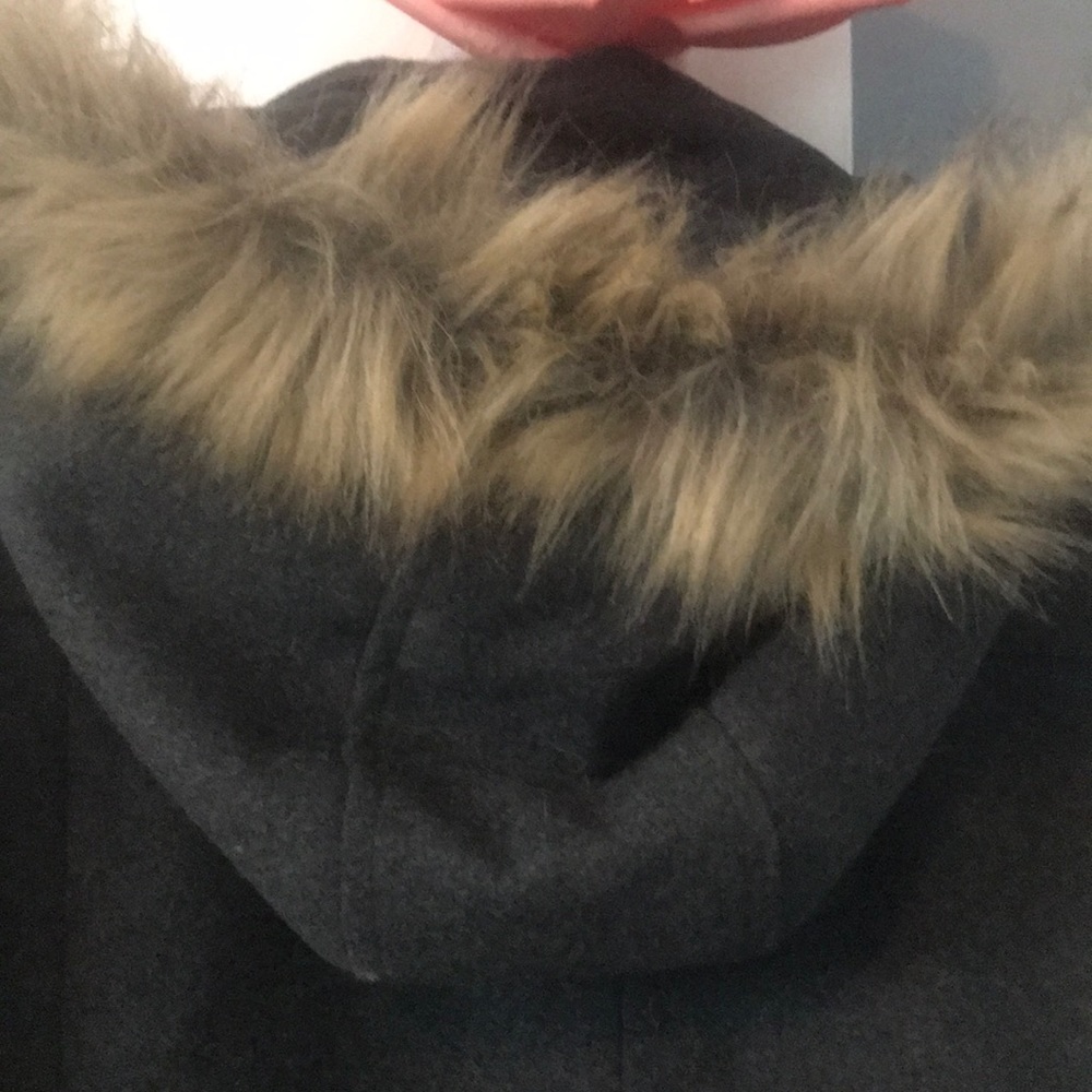 Coat - Picture 3 of 4